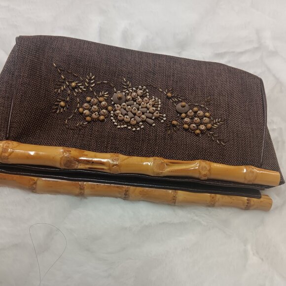 brown beaded clutch with faux bamboo snap closure - Picture 9 of 16